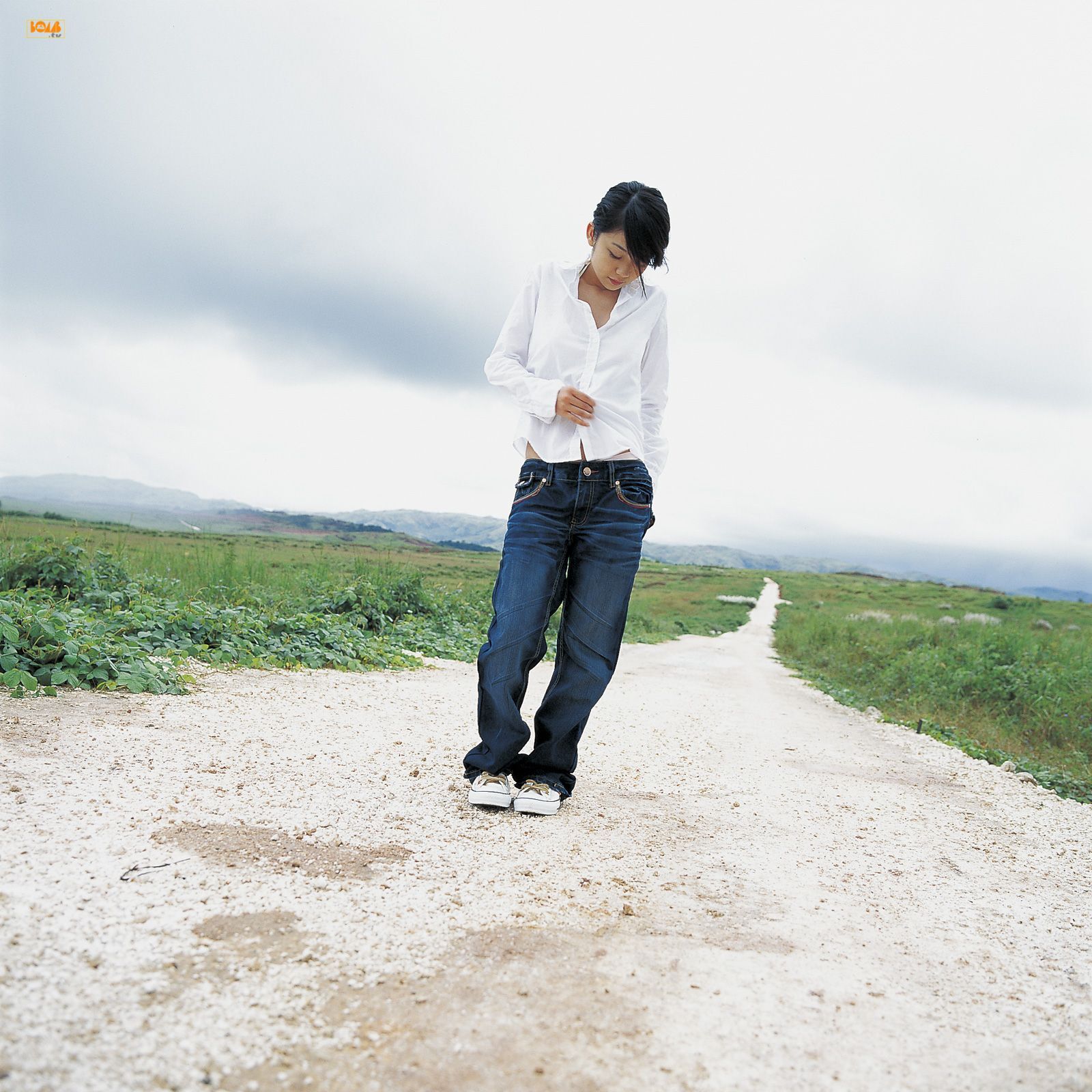 秋山奈 Nana Akiyama 日本美女图片Bomb.tv 套图